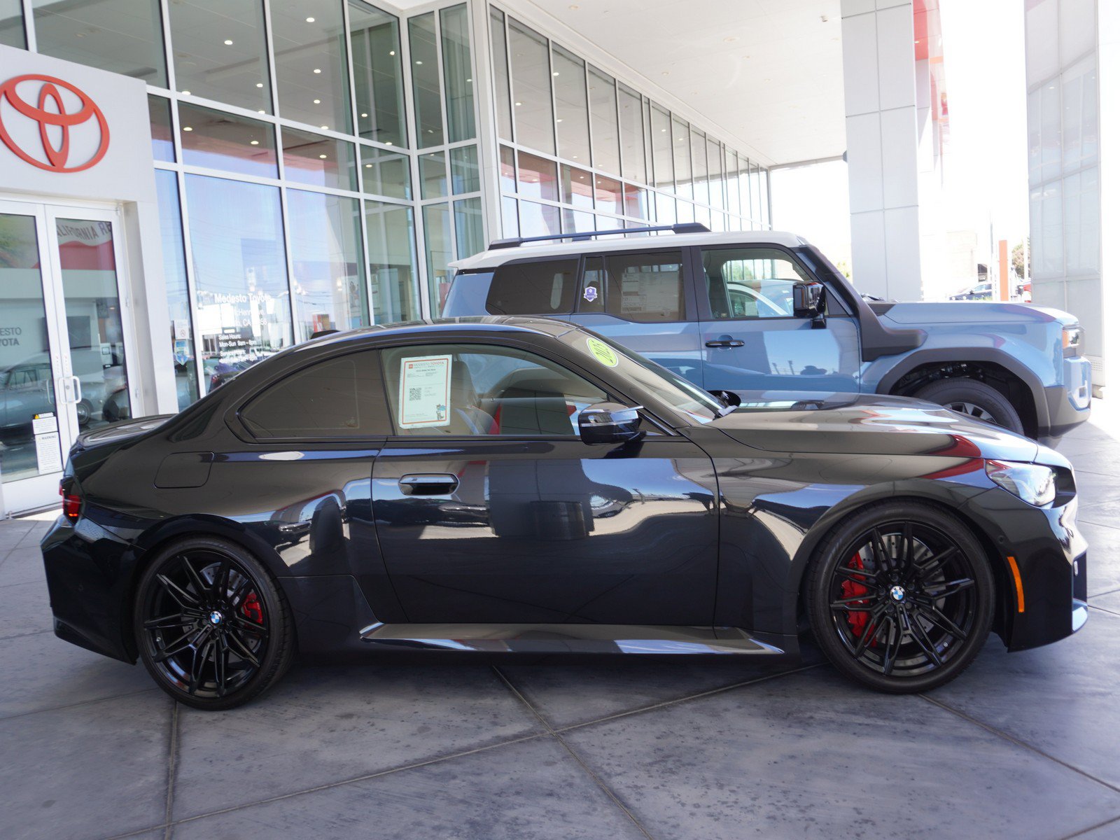 Used 2025 BMW M2 w/ Lighting Package RWD image 4