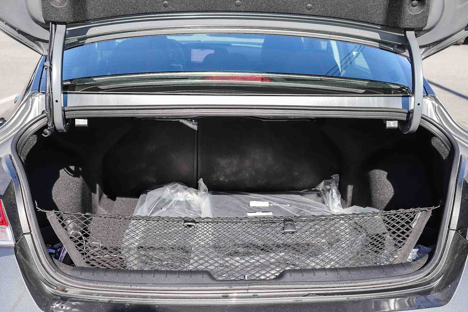 New 2025 Hyundai Elantra SEL image 13