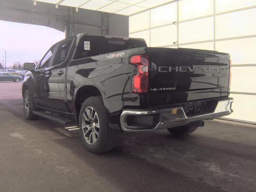 Used 2023 Chevrolet Silverado 1500 LT w/ Convenience Package II AWD/4WD image 5