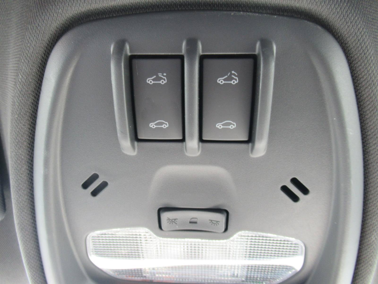 Certified 2024 Buick Envista Avenir FWD image 31