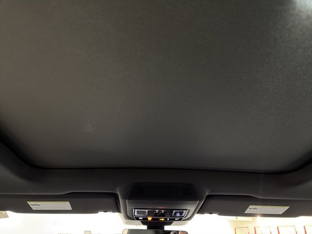 New 2026 Volkswagen Tiguan SE R-Line AWD/4WD image 27