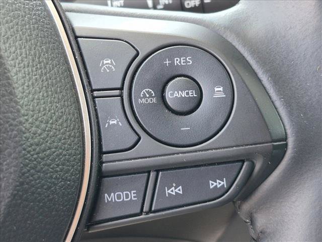 Used 2024 Toyota Corolla Cross LE w/ Moonroof Package FWD image 13