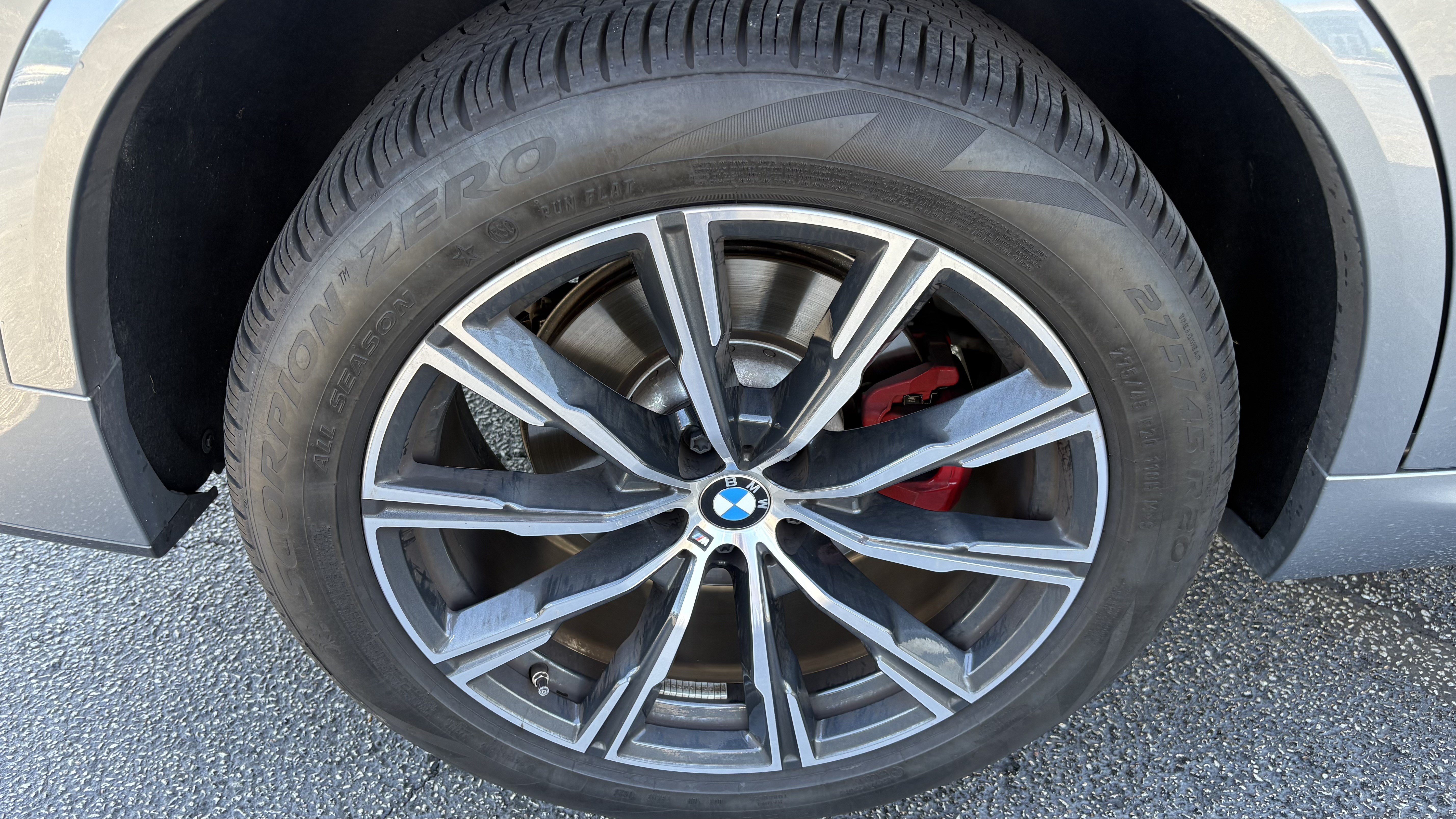 Used 2026 BMW X5 xDrive40i AWD/4WD image 14