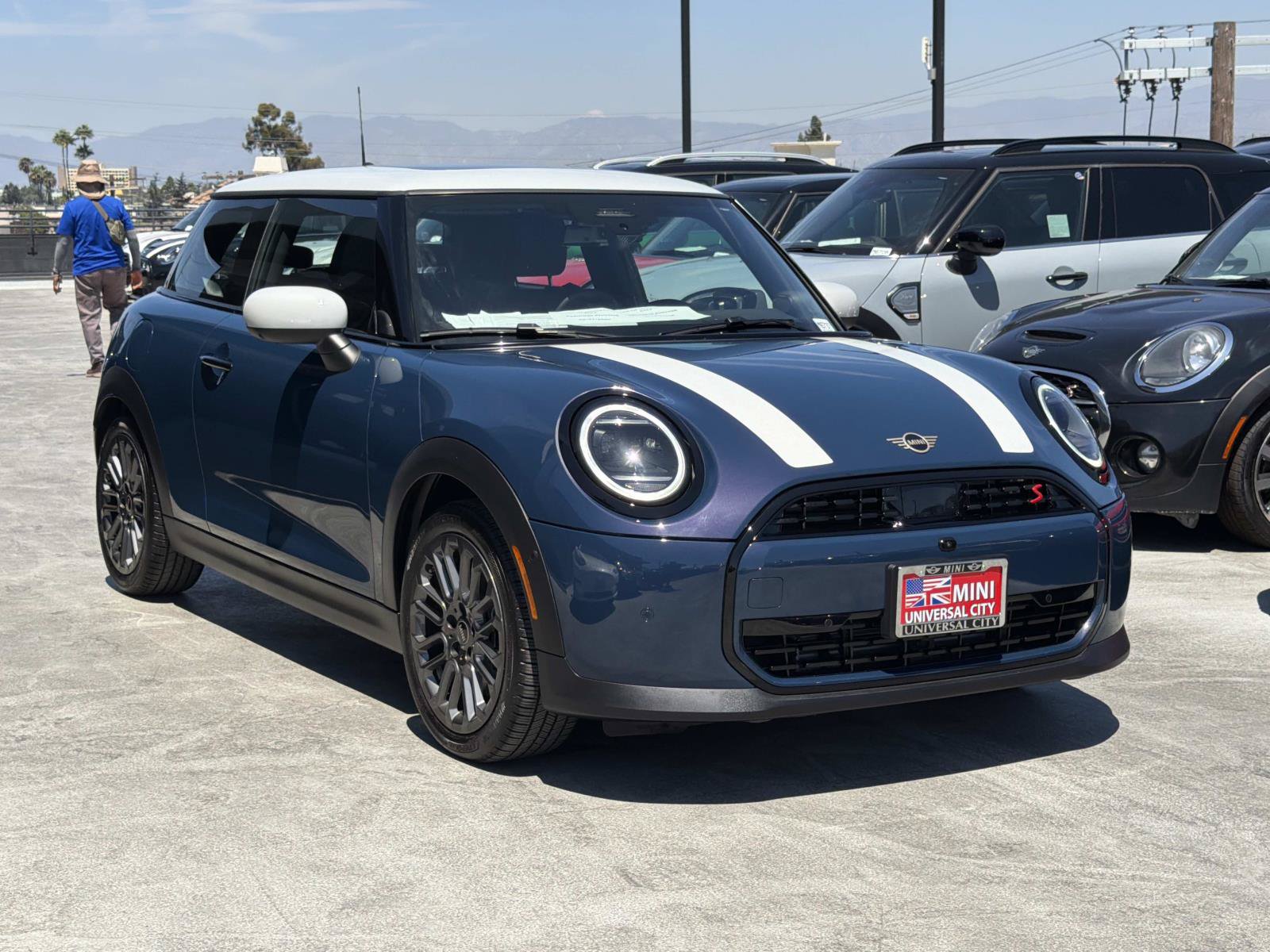 Used 2026 MINI Cooper S FWD image 2