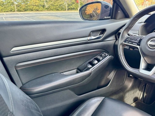Used 2023 Nissan Altima 2.5 SR image 21