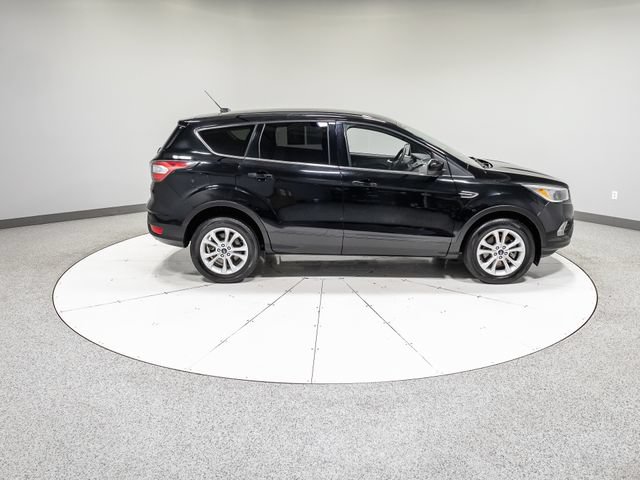 Used 2017 Ford Escape SE AWD/4WD image 29