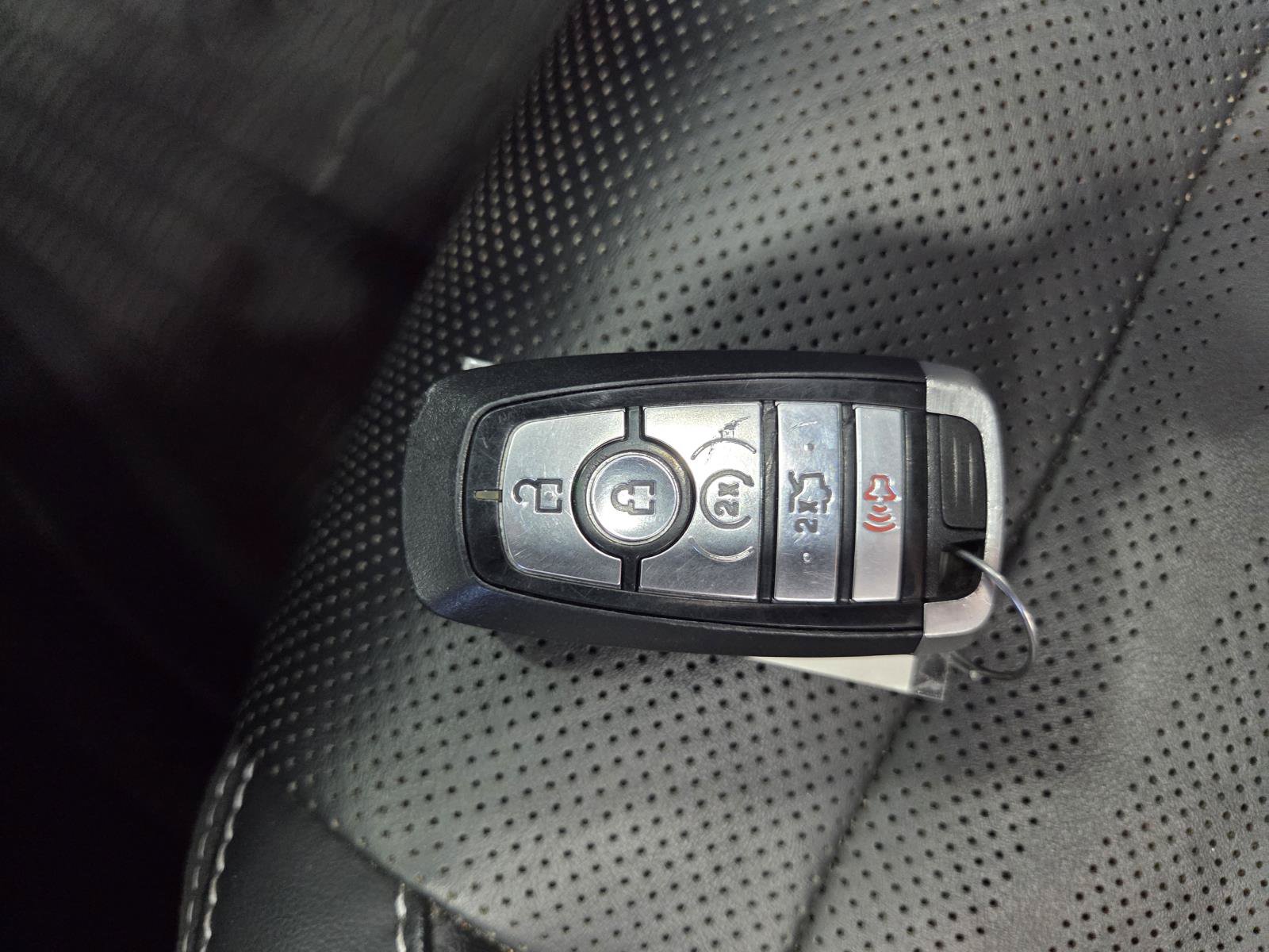 Used 2019 Ford Mustang GT Premium w/ Equipment Group 401A RWD image 28
