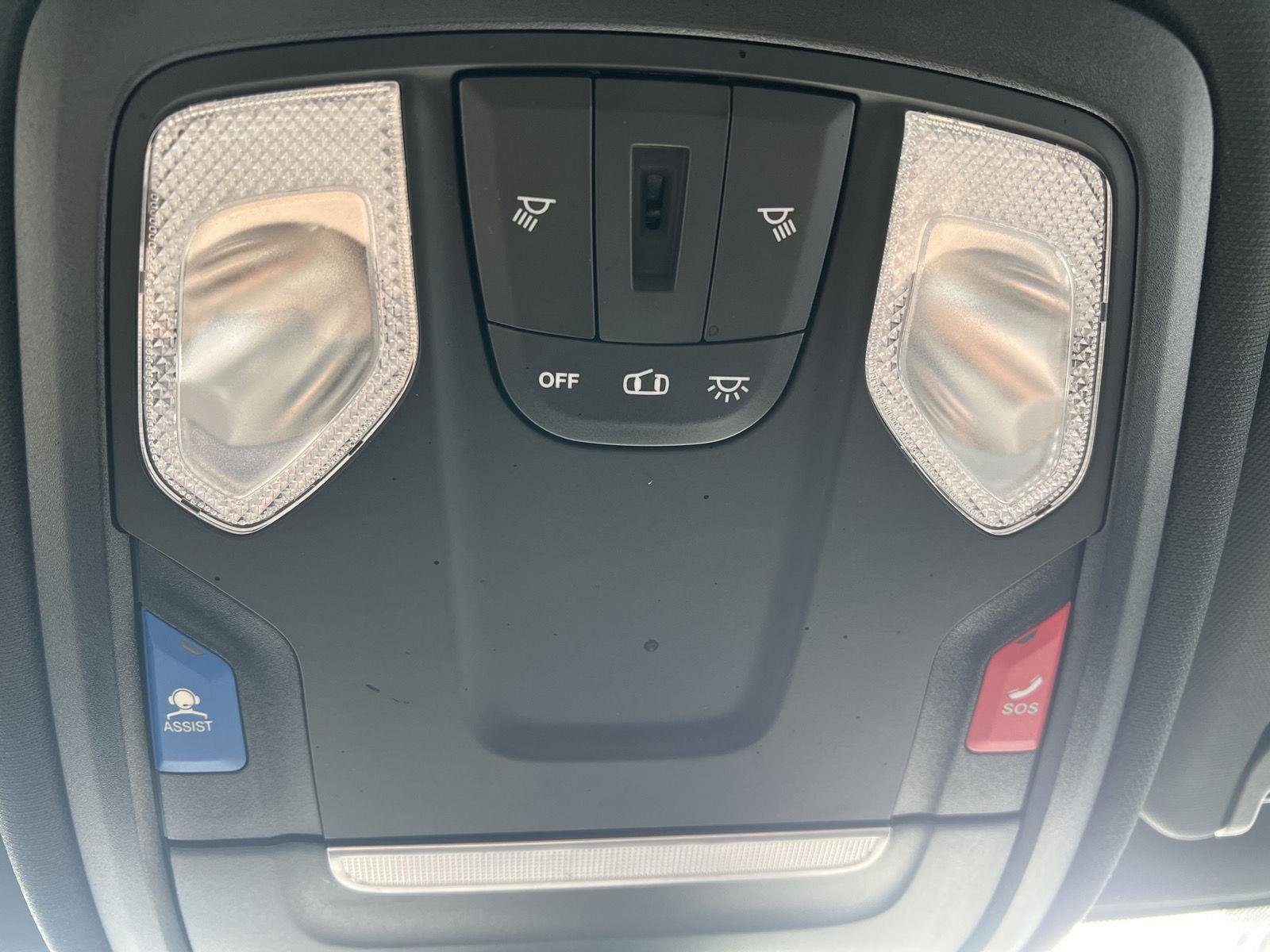 Used 2022 RAM 5500 Tradesman image 18