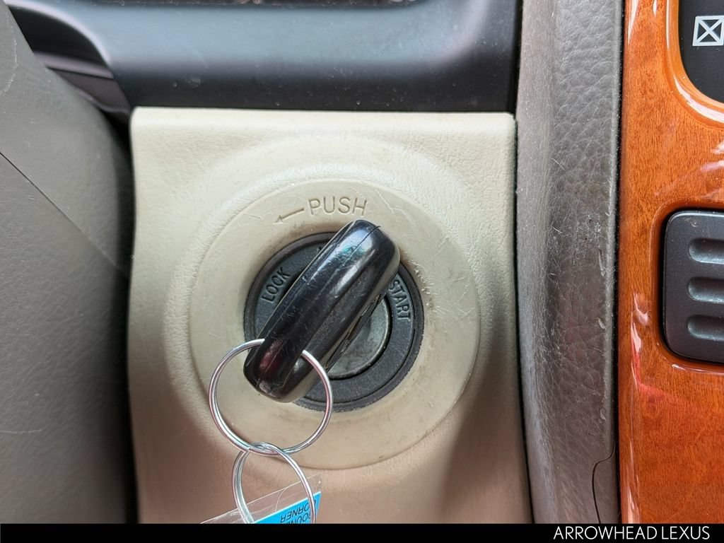 Used 2005 Lexus GX 470 AWD/4WD image 32