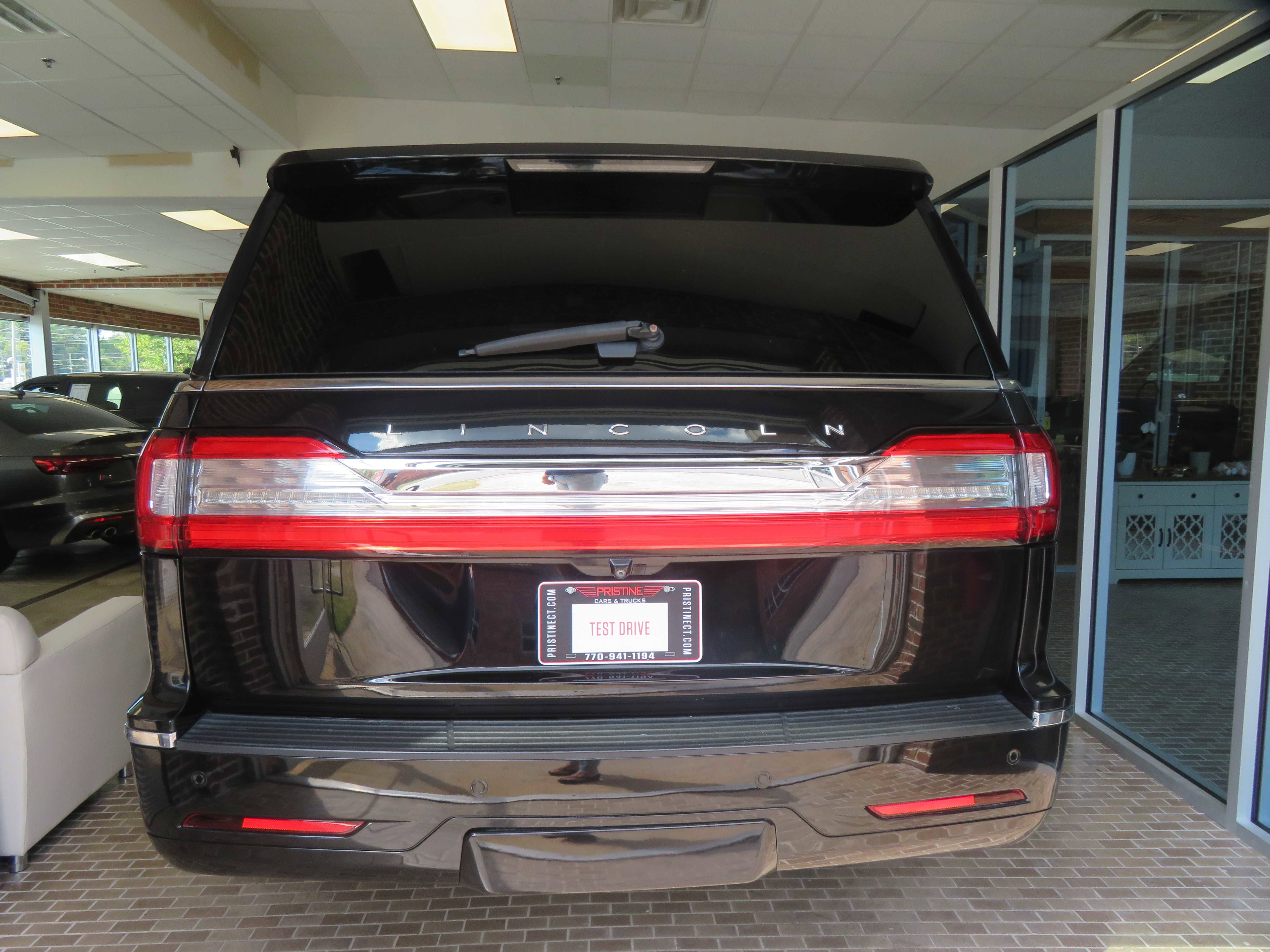 Used 2020 Lincoln Navigator L Reserve image 5