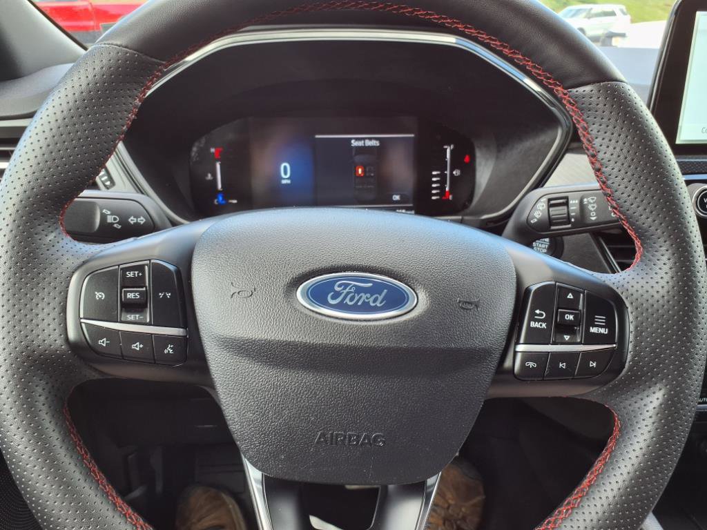 Used 2024 Ford Escape ST-Line image 18