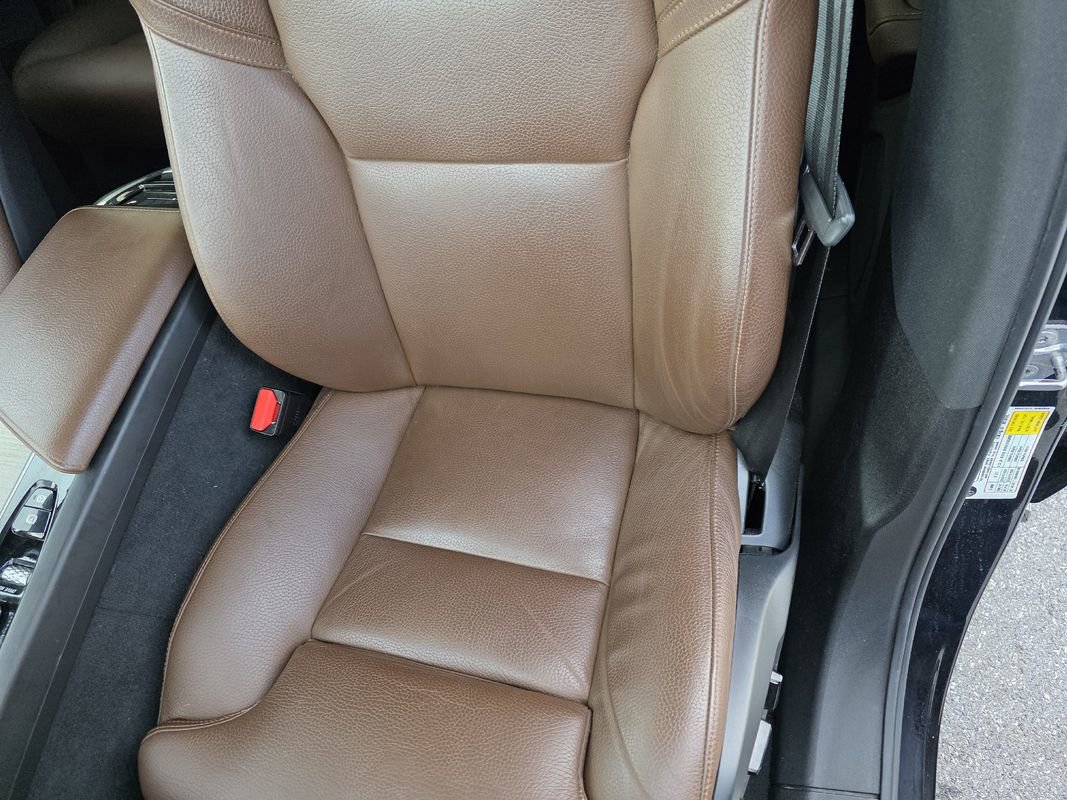 Used 2020 Volvo XC60 T5 Inscription w/ Protection Package image 11