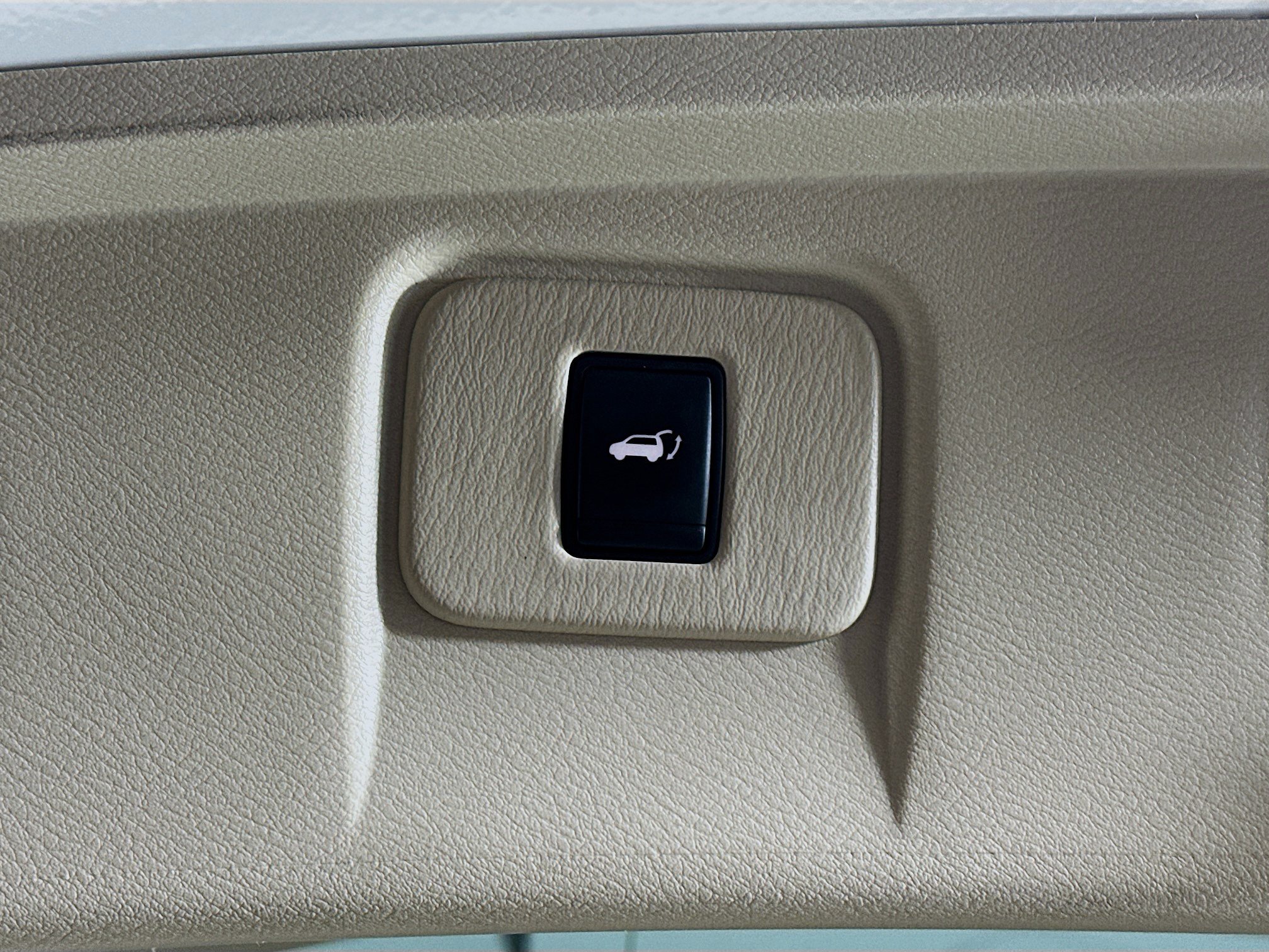Used 2015 Nissan Murano Platinum w/ Platinum Technology Package AWD/4WD image 31