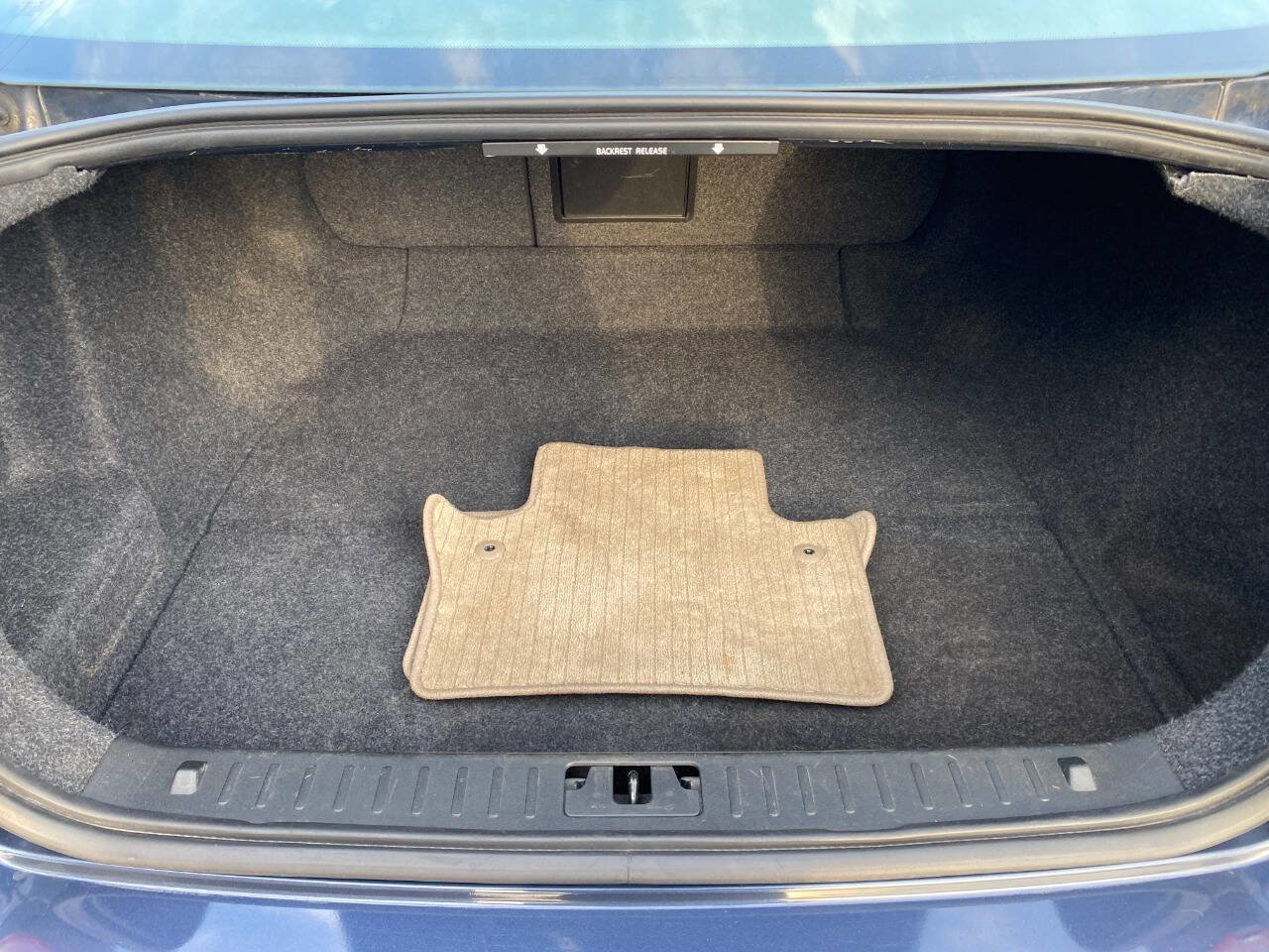 Used 2010 Volvo S80 3.2 image 25