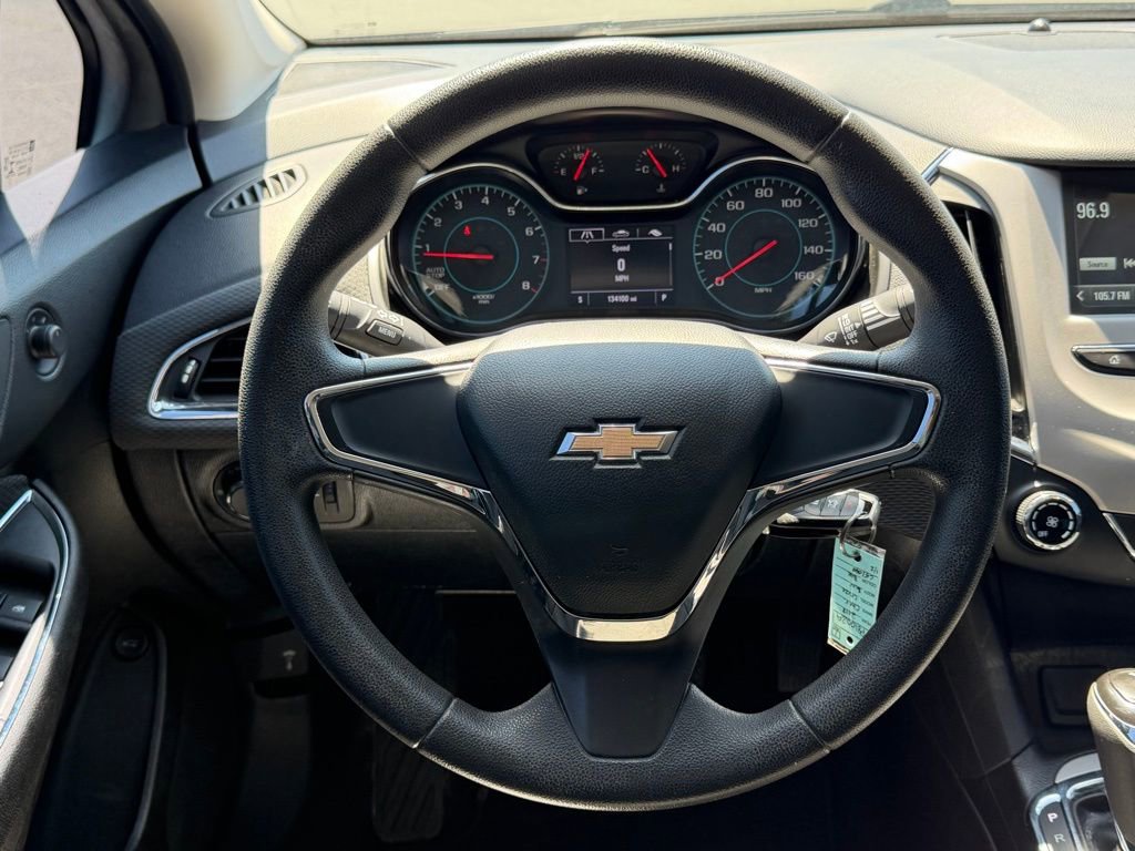 Used 2018 Chevrolet Cruze LS FWD image 36