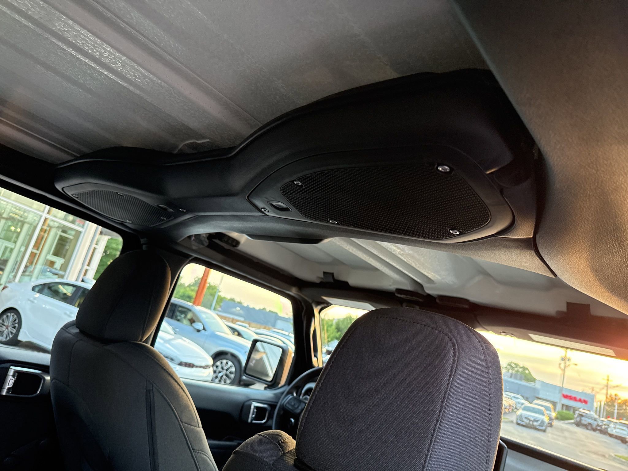 Used 2024 Jeep Wrangler Sport image 22