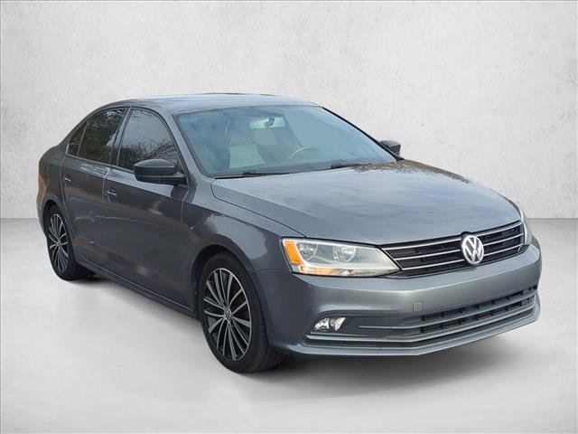 Used 2016 Volkswagen Jetta Sport video 3