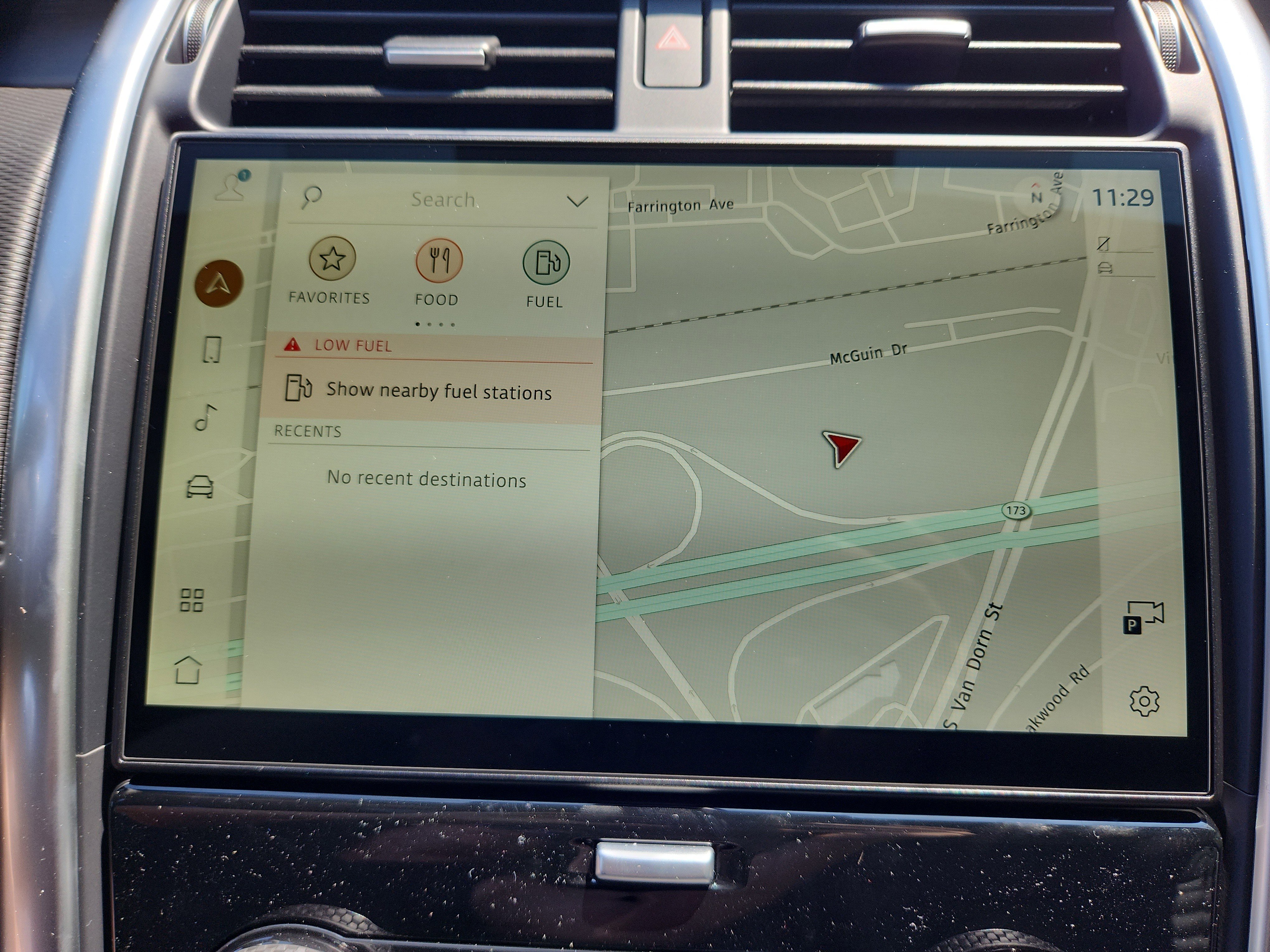 New 2025 Land Rover Discovery Dynamic SE image 21