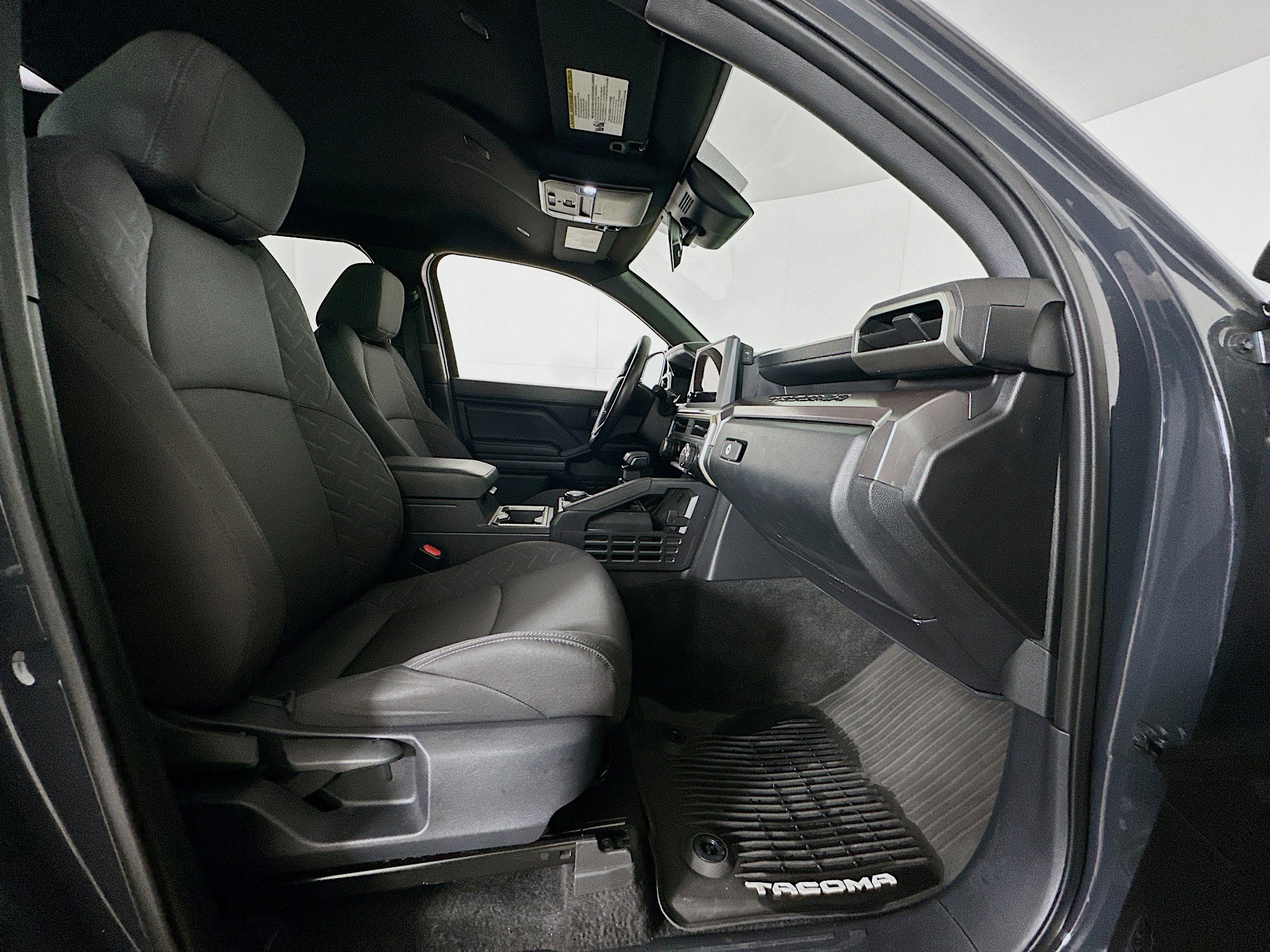 Used 2024 Toyota Tacoma SR5 image 29