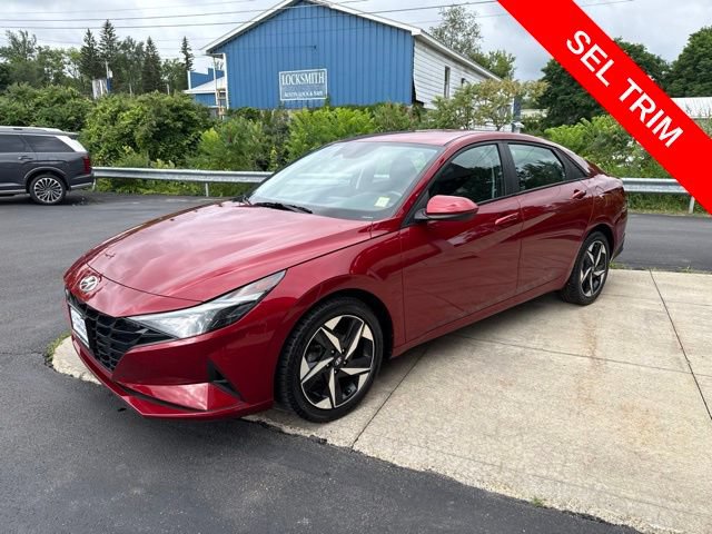 Certified 2023 Hyundai Elantra SEL w/ Convenience Package FWD image 4