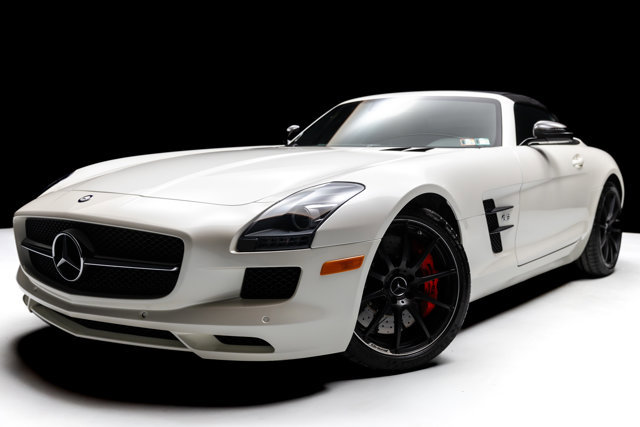 Used 2014 Mercedes-Benz SLS AMG GT Roadster image 31