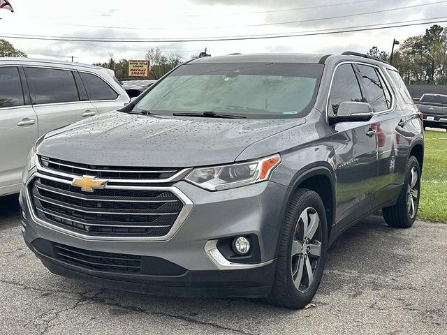 Used 2020 Chevrolet Traverse LT w/ LT Premium Package image 4