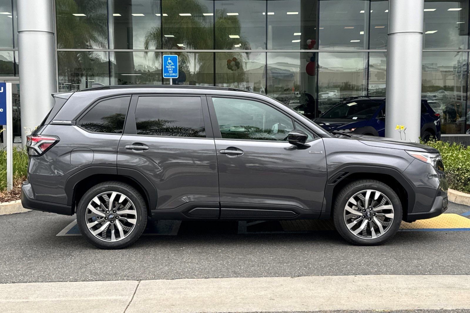 New 2026 Subaru Forester Touring AWD/4WD image 3