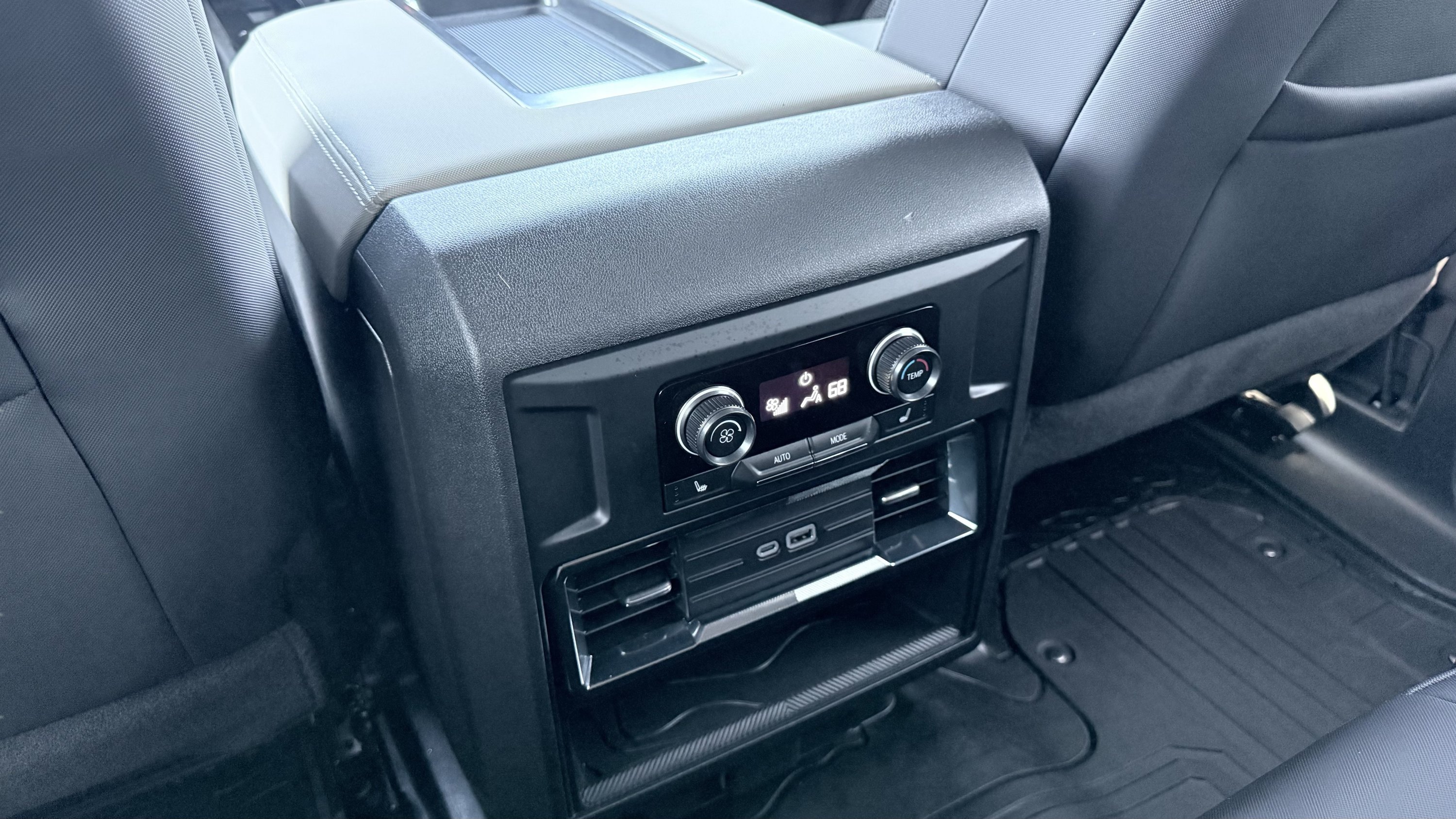 Used 2026 GMC Hummer EV SUV AWD/4WD image 47