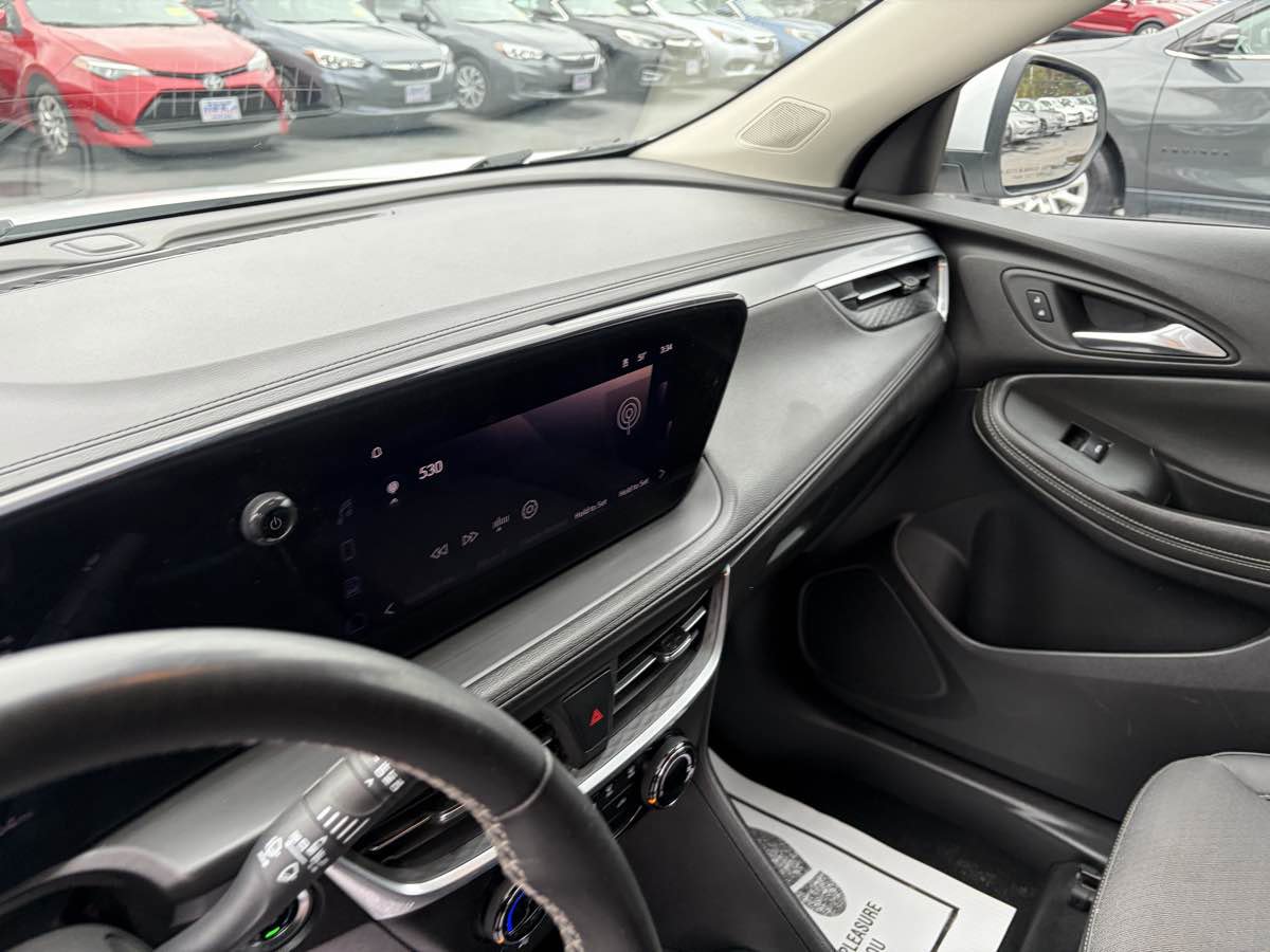 Used 2024 Buick Encore GX Preferred FWD image 13