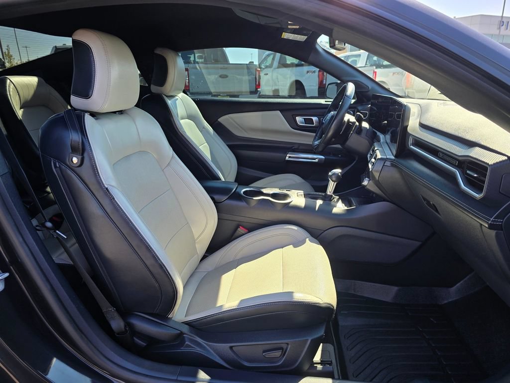 Used 2024 Ford Mustang GT Premium RWD image 13