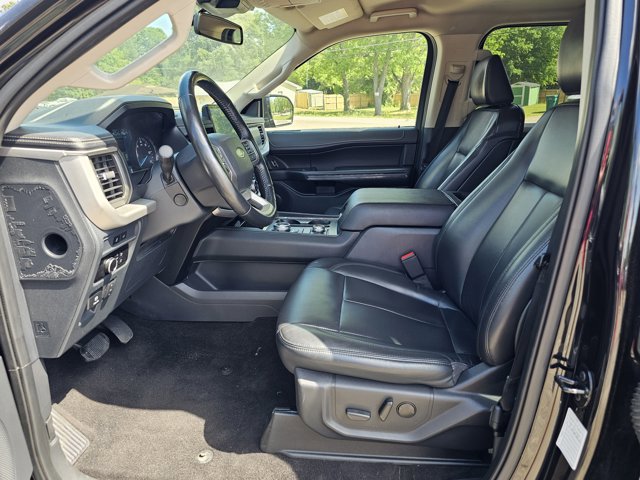 Used 2023 Ford Expedition Max XLT AWD/4WD image 16