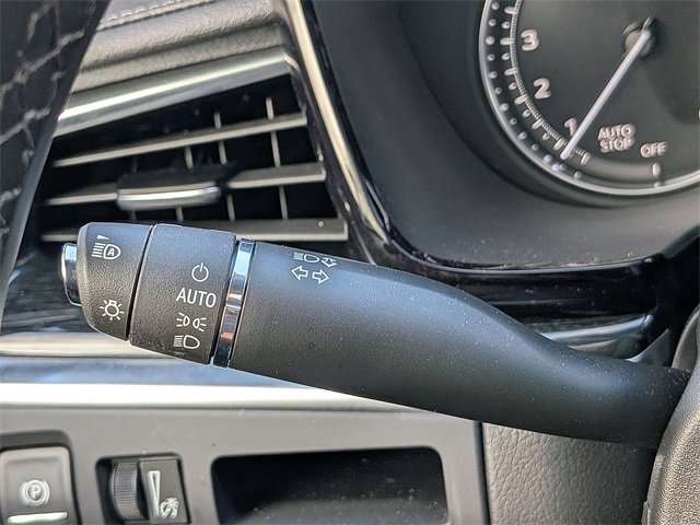 Certified 2025 Cadillac XT5 Premium Luxury image 29