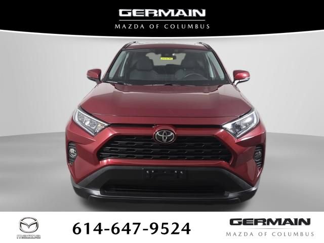 Used 2020 Toyota RAV4 XLE w/ Convenience Package AWD/4WD image 3