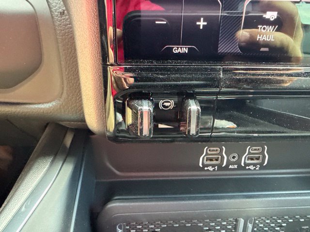 New 2026 RAM 2500 Laramie w/ Night Edition AWD/4WD image 47