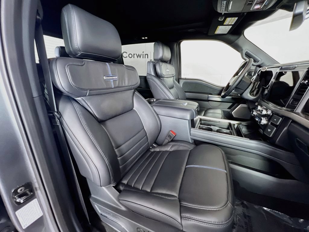 New 2027 Ford F350 Platinum w/ Tremor Off-Road Package AWD/4WD image 18