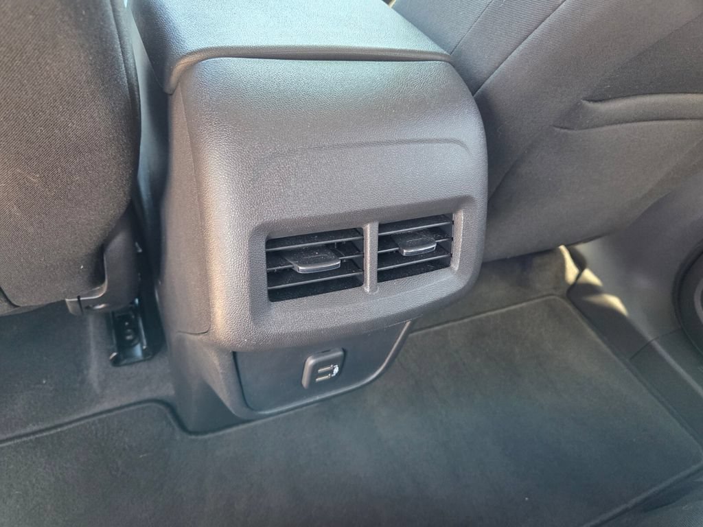 Used 2021 Chevrolet Equinox LS w/ LS Convenience Package FWD image 7