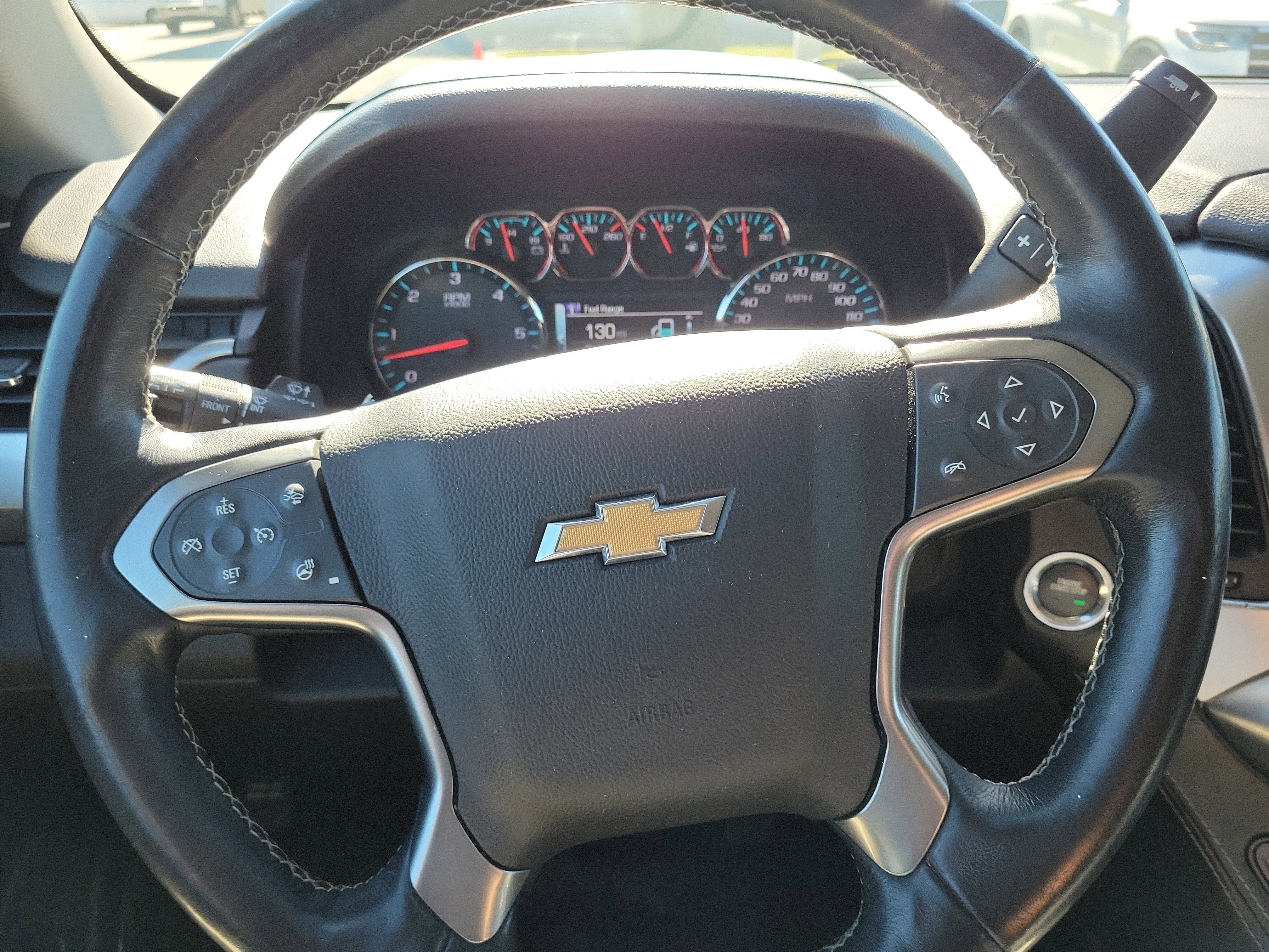 Used 2019 Chevrolet Suburban Premier image 14