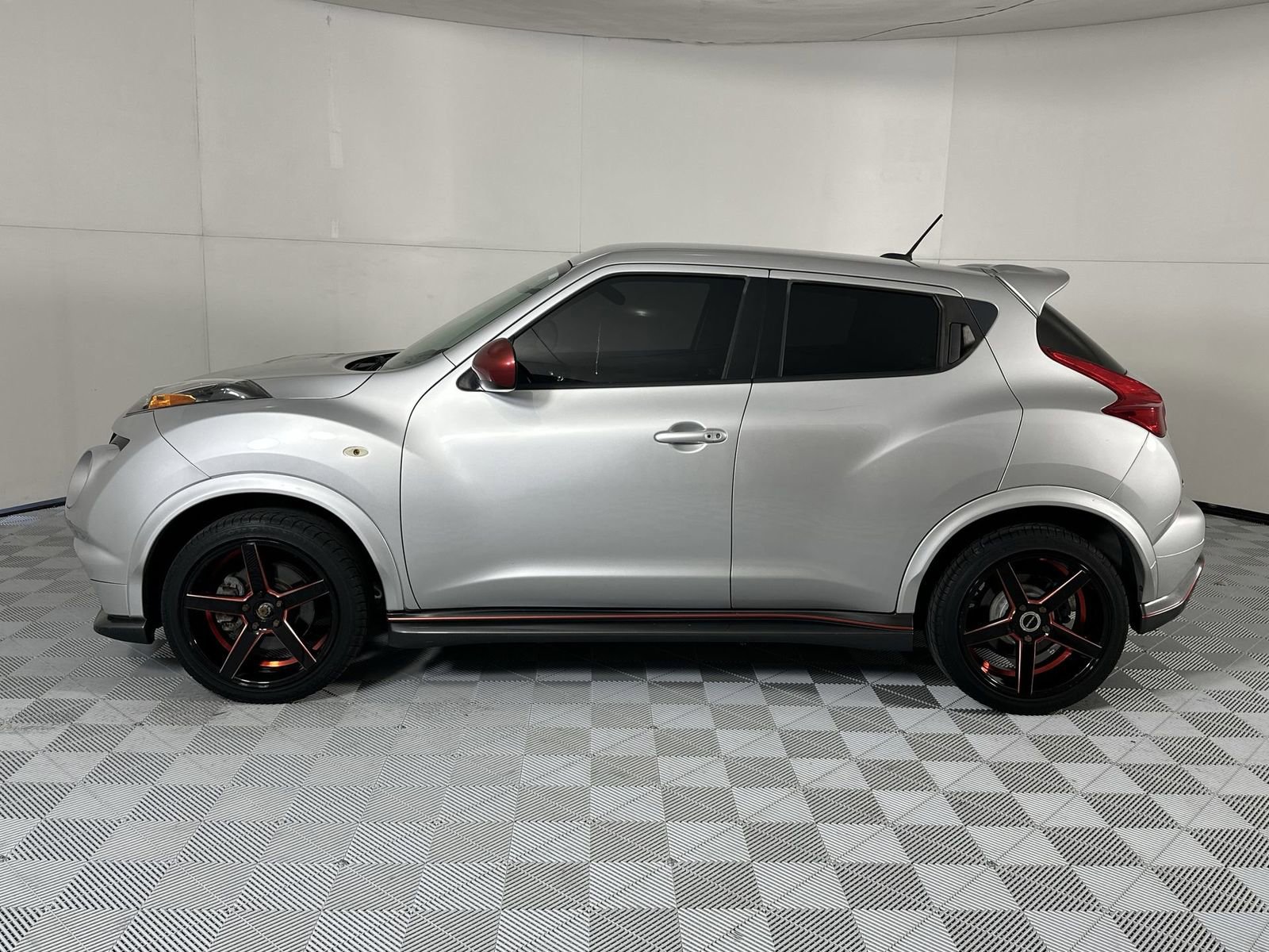 Used 2014 Nissan Juke NISMO w/ Navigation Package image 5