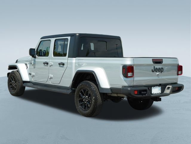 Used 2023 Jeep Gladiator Sport image 6