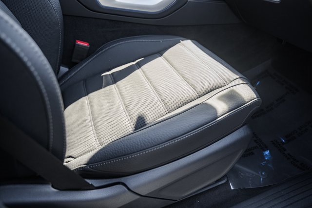 New 2026 Mercedes-Benz GLS 450 4MATIC image 38