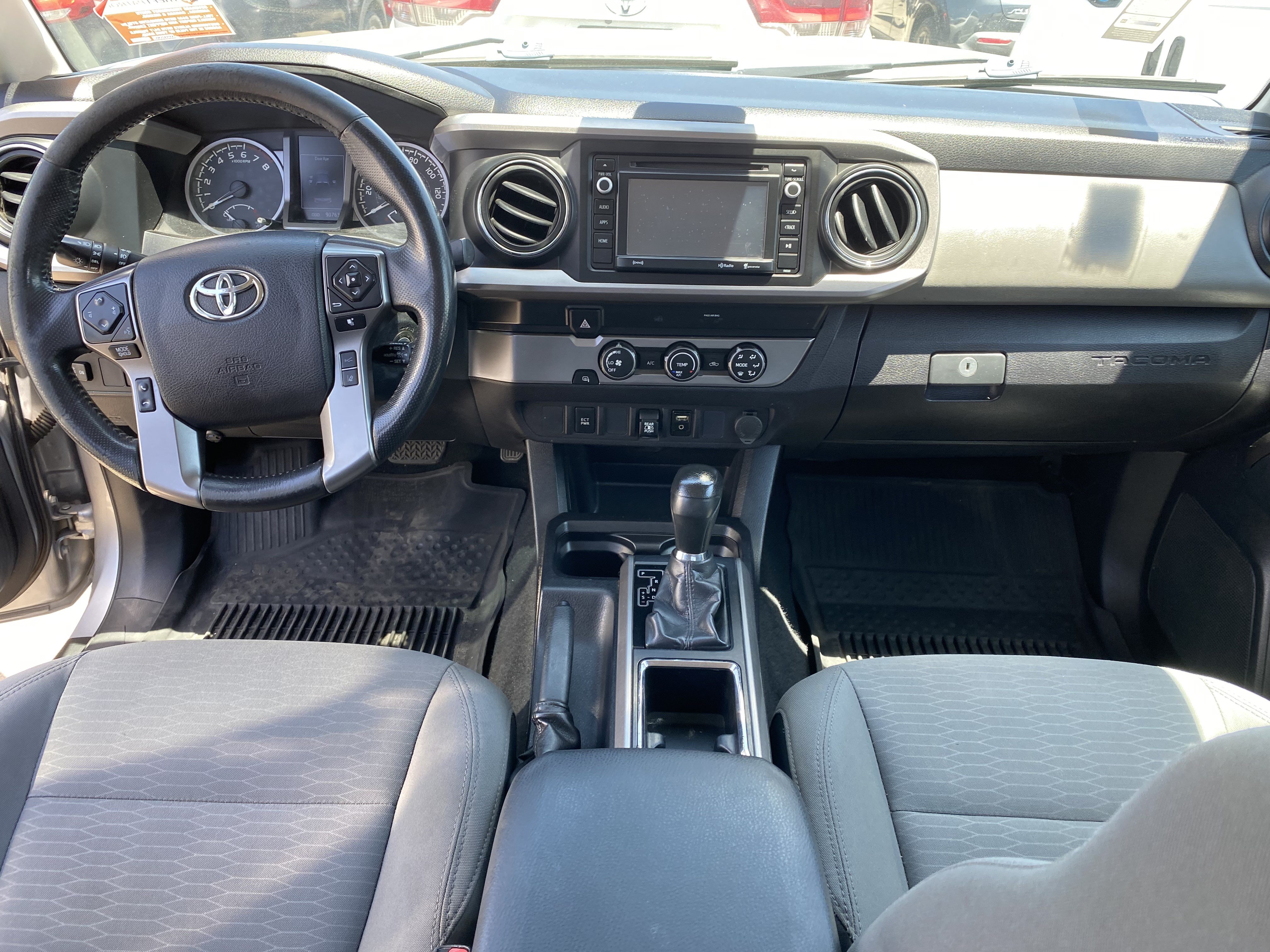 Used 2019 Toyota Tacoma SR5 RWD image 16