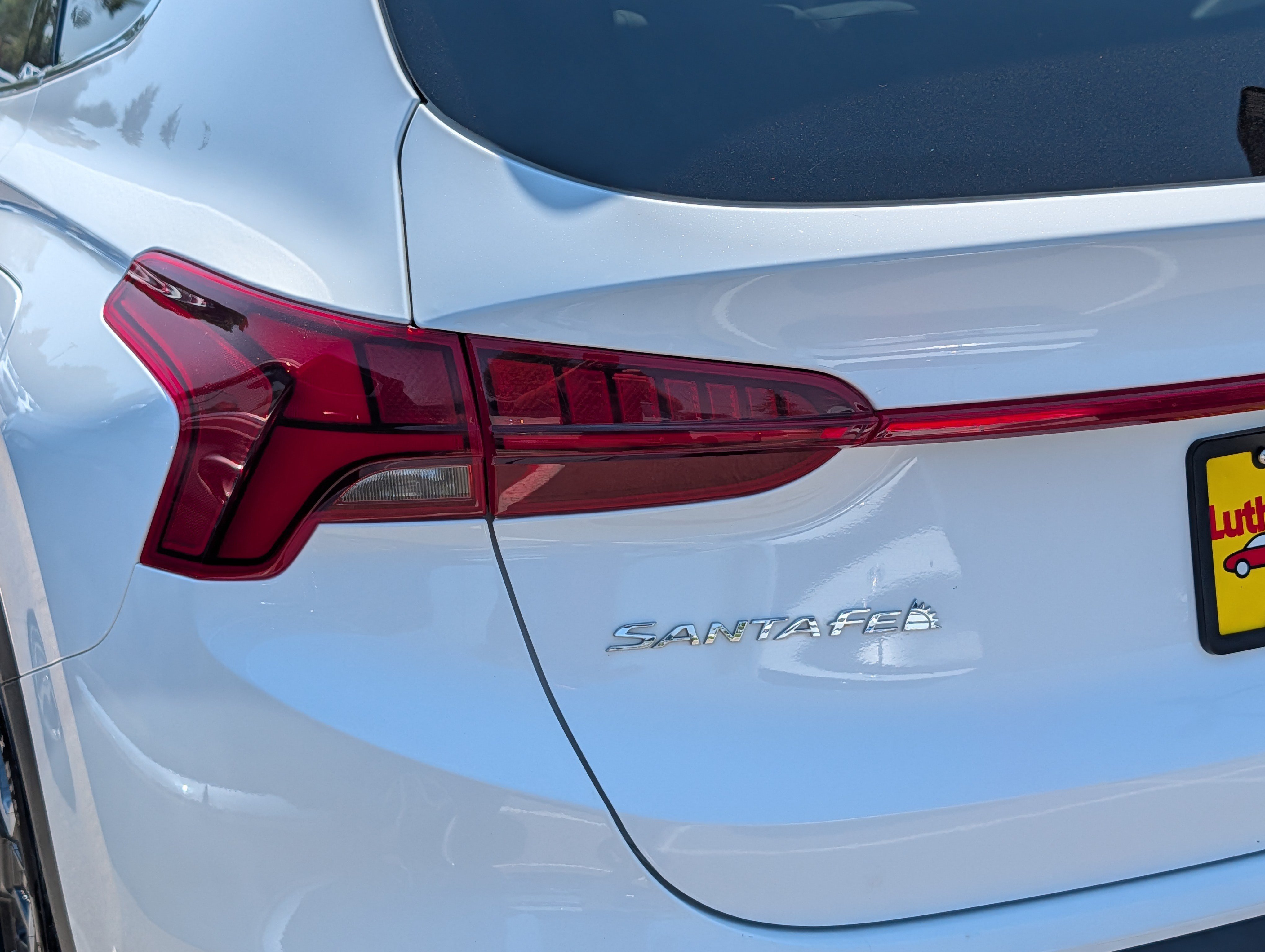 Used 2023 Hyundai Santa Fe SEL Premium AWD/4WD image 17