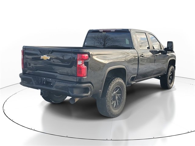 Used 2024 Chevrolet Silverado 2500 Custom w/ Custom Value Package image 4