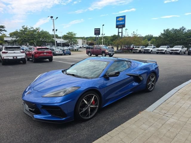 Used 2022 Chevrolet Corvette Stingray Preferred Cpe w/ Z51 Performance Package RWD image 6
