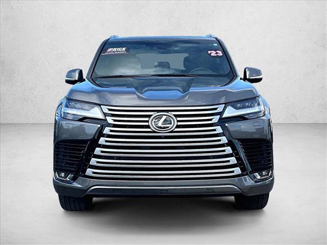 Used 2023 Lexus LX 600 4WD w/ Premium Package image 3