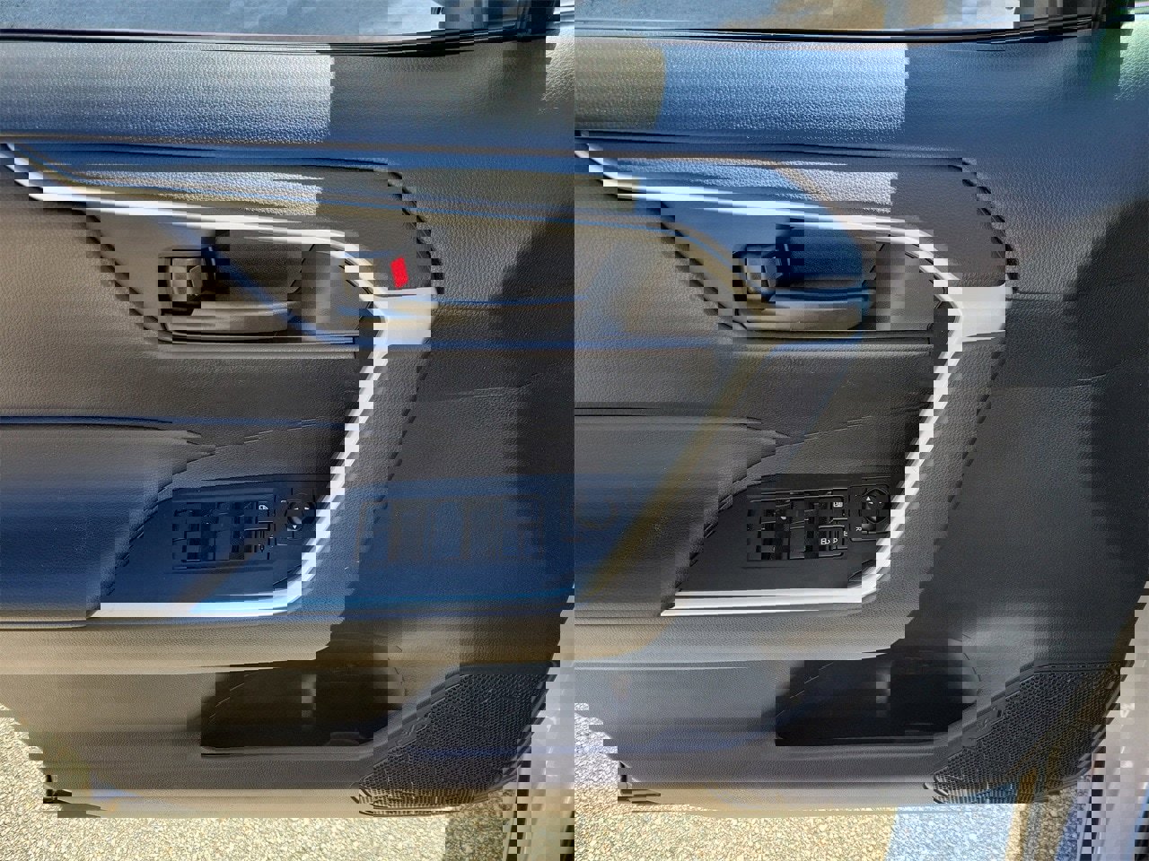 Used 2025 Toyota RAV4 LE image 13