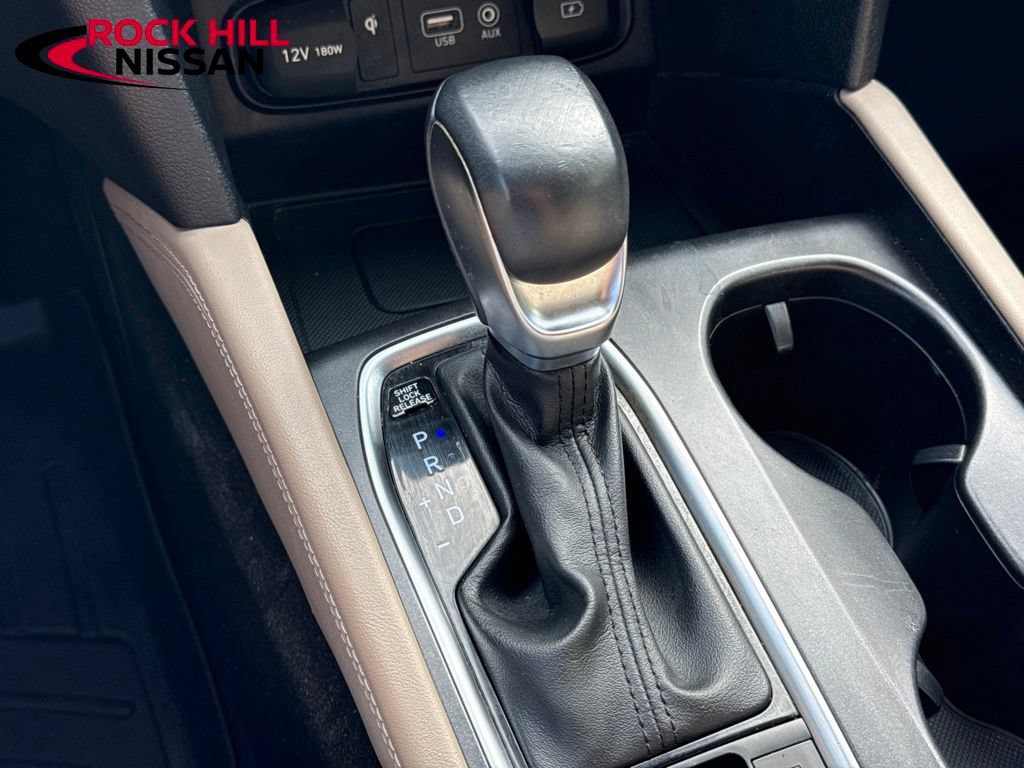 Used 2019 Hyundai Santa Fe AWD image 24
