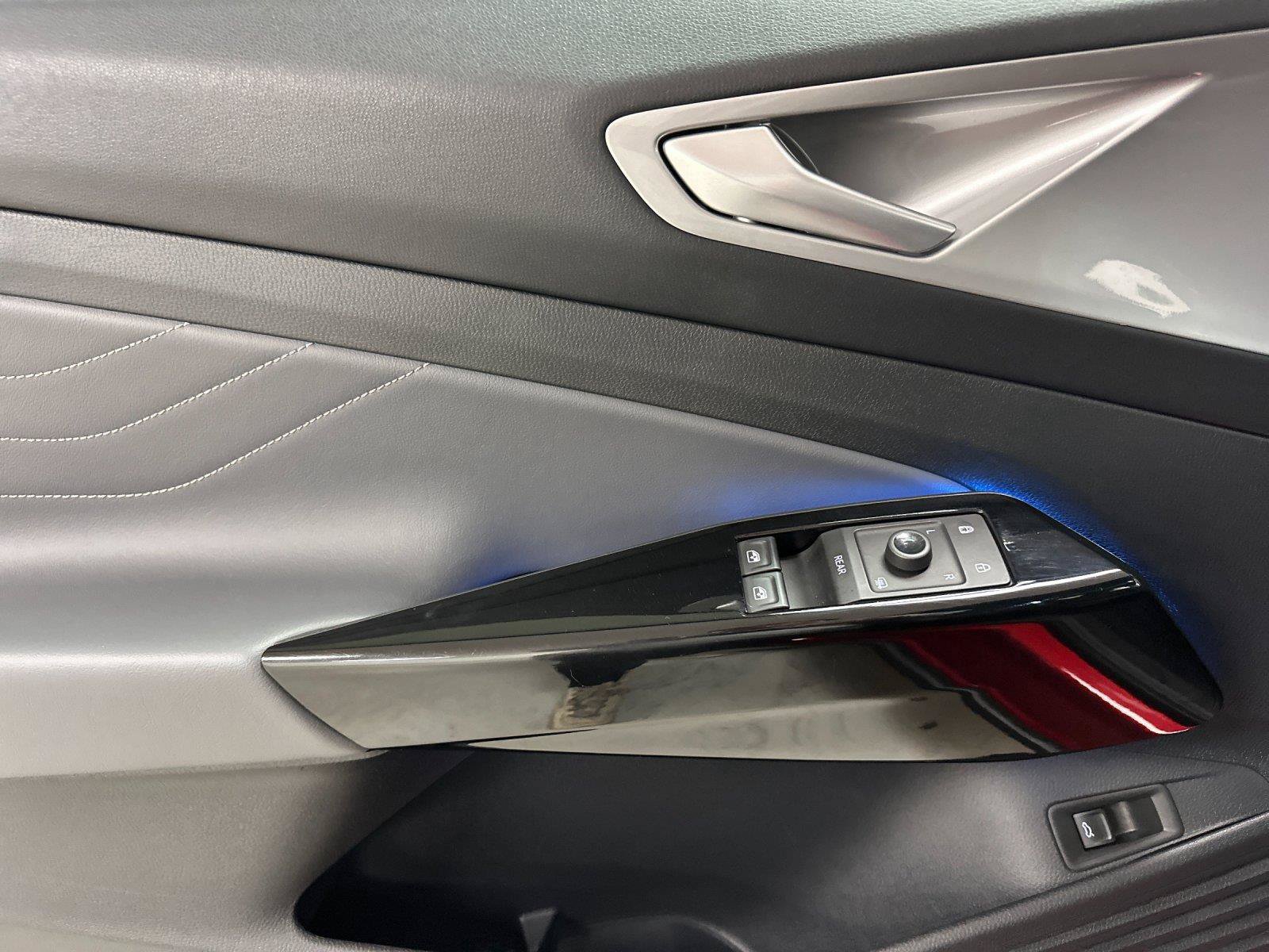 Used 2023 Volkswagen ID.4 S RWD image 10
