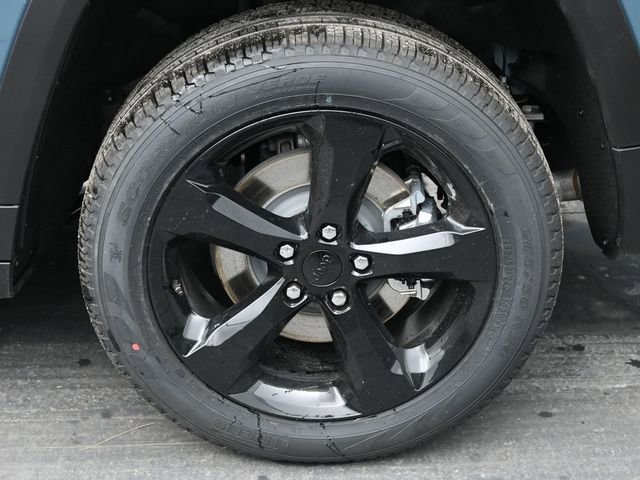 New 2026 Jeep Grand Cherokee L Limited w/ Limited Altitude Package image 39