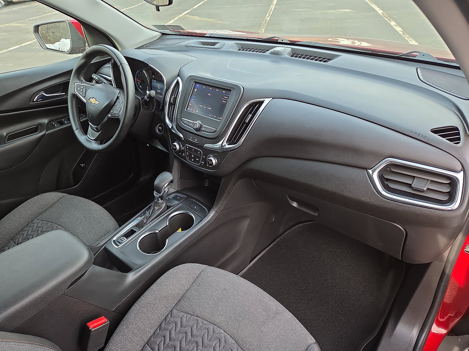 Used 2024 Chevrolet Equinox LT image 18